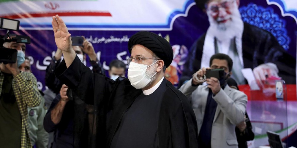 İran Seçimleri: Kalıcı Hükümet mi Geçici Tasfiye mi?
