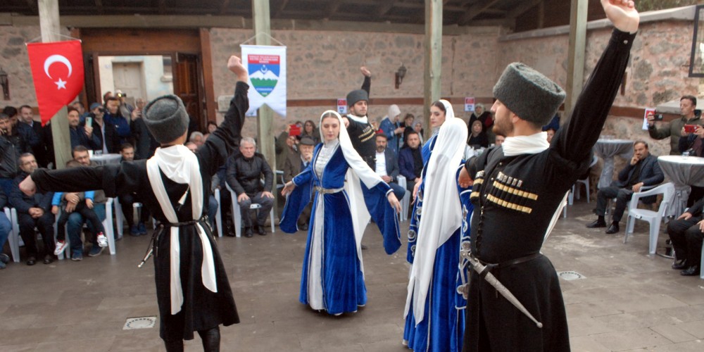 karaçay malkar halkı